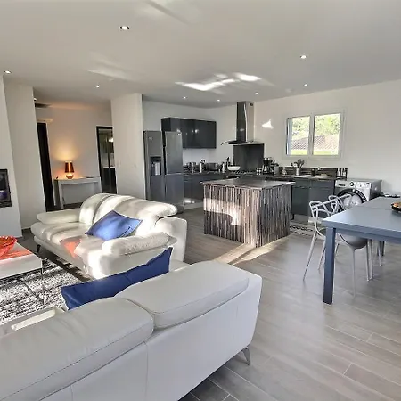 Superbe Arraggio Villa *